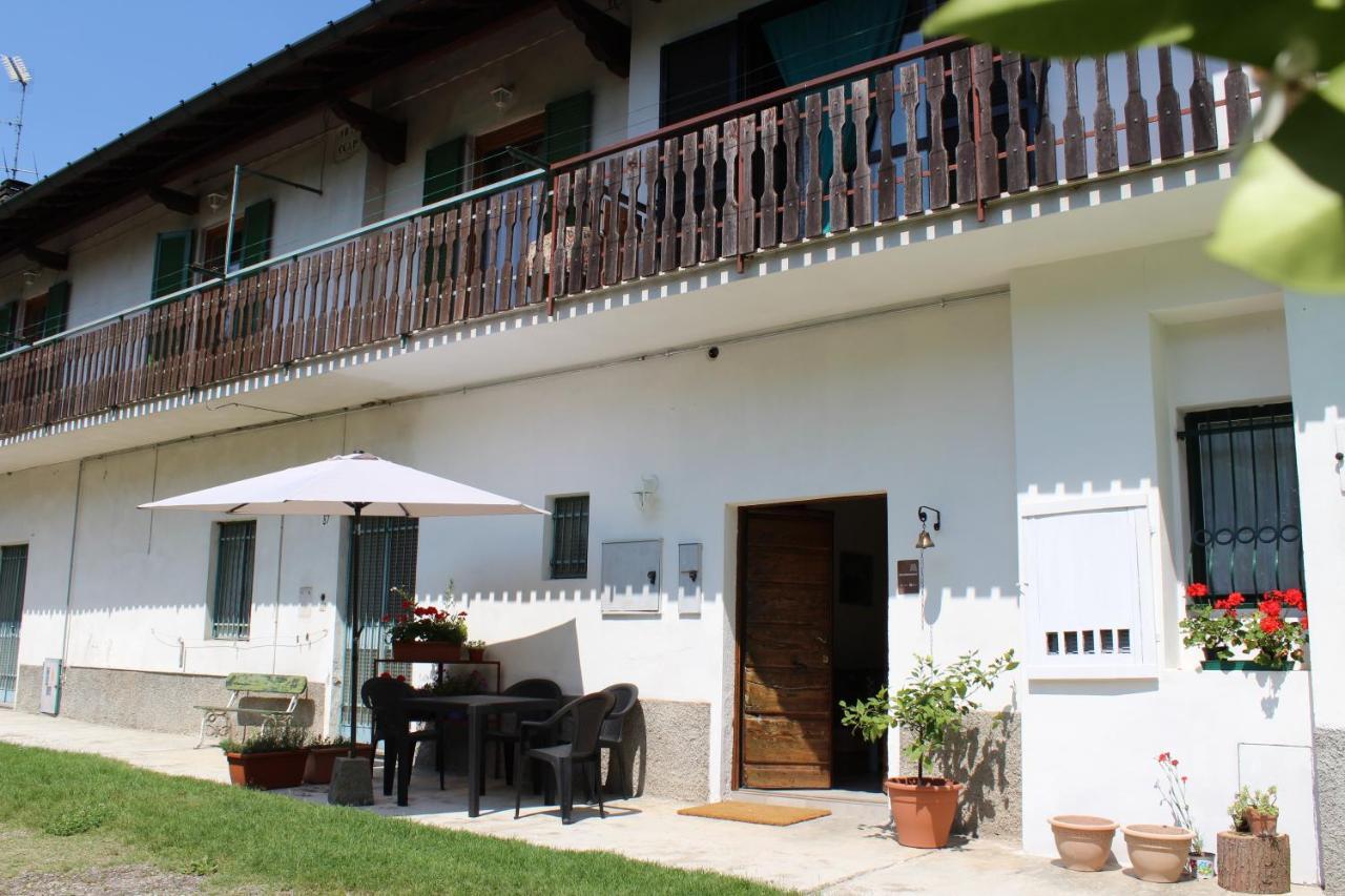 Il Casolare Del Medio Olona Bed & Breakfast Fagnano Olona Exterior photo