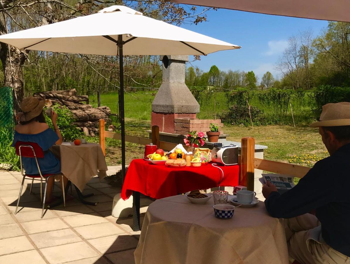 Il Casolare Del Medio Olona Bed & Breakfast Fagnano Olona Exterior photo