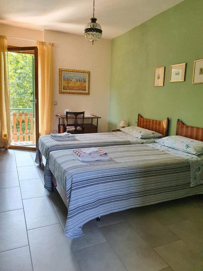 Il Casolare Del Medio Olona Bed & Breakfast Fagnano Olona Exterior photo